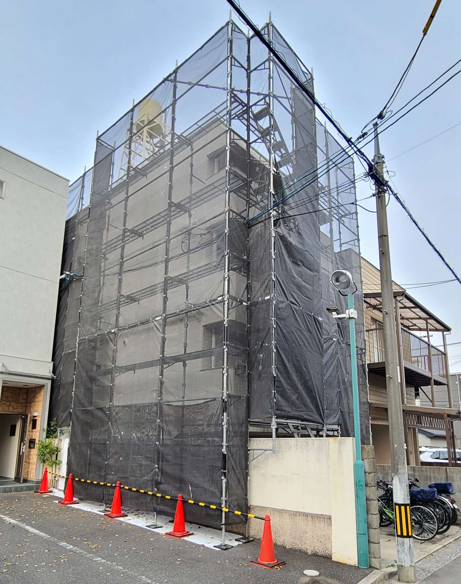 広島市中区西川口町で中古収益ビルの不動産買取と大規模修繕工事