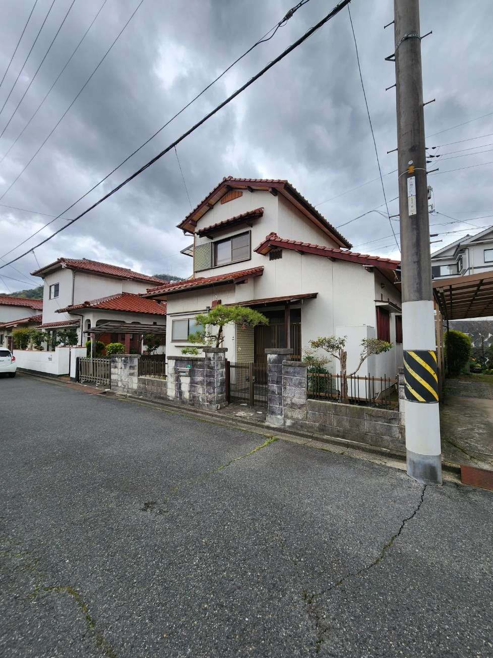 東広島市八本松西で古家付き土地の不動産買取りと解体工事